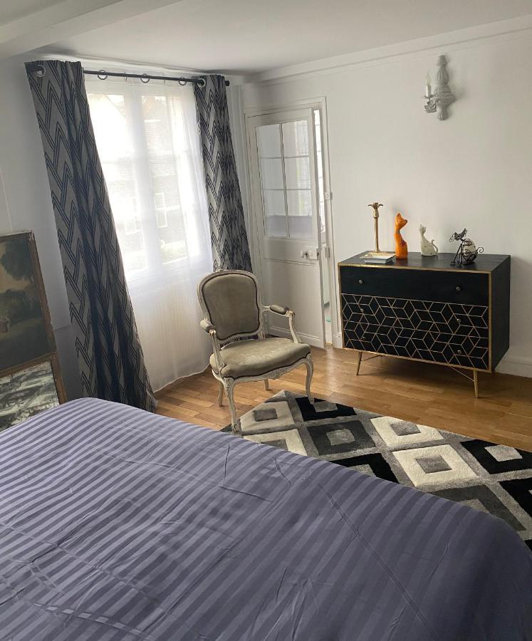 Chambre d’hôtes du Carré des Arts Honfleur Exterior foto